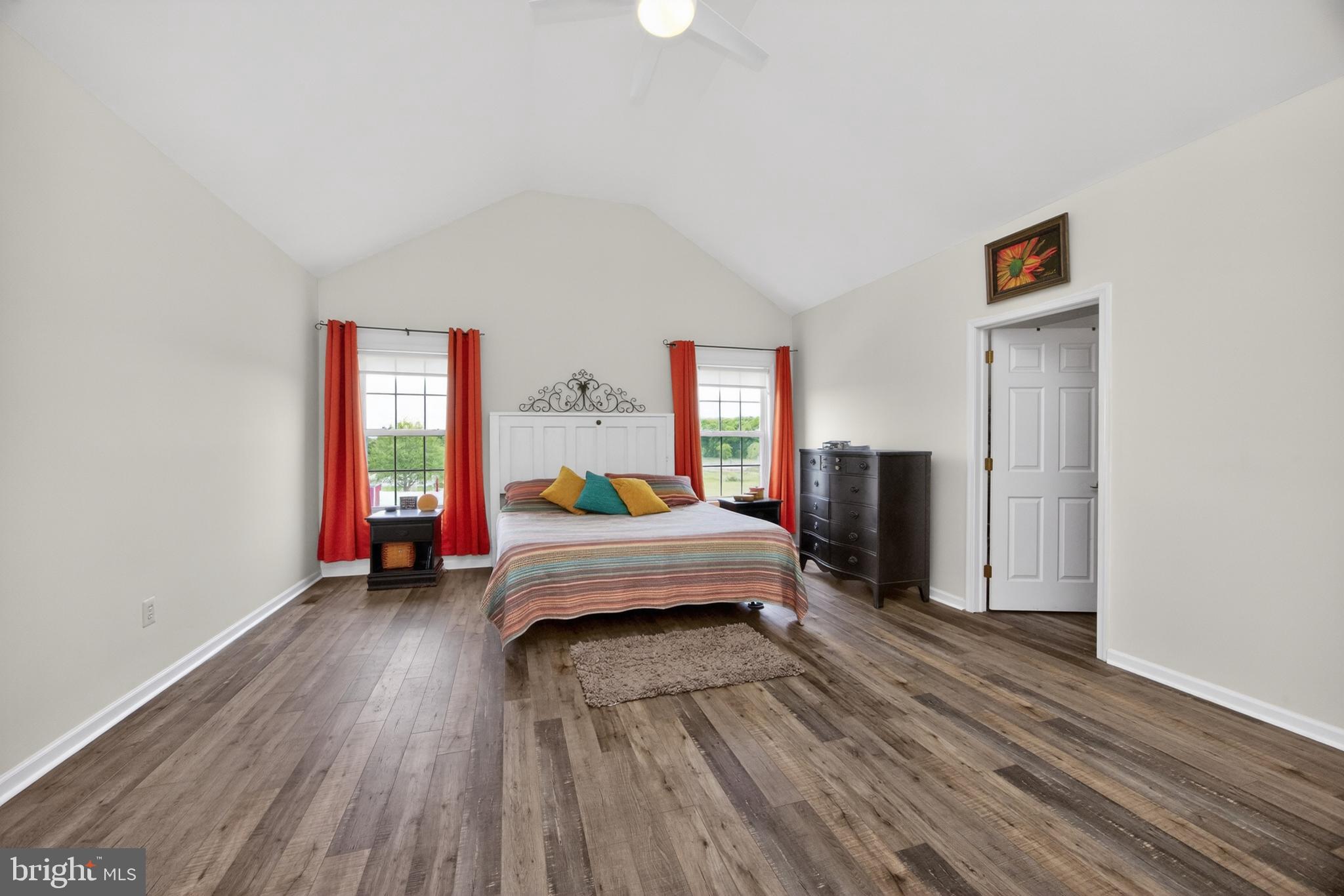 WALNUT SHADE FARM - Residential