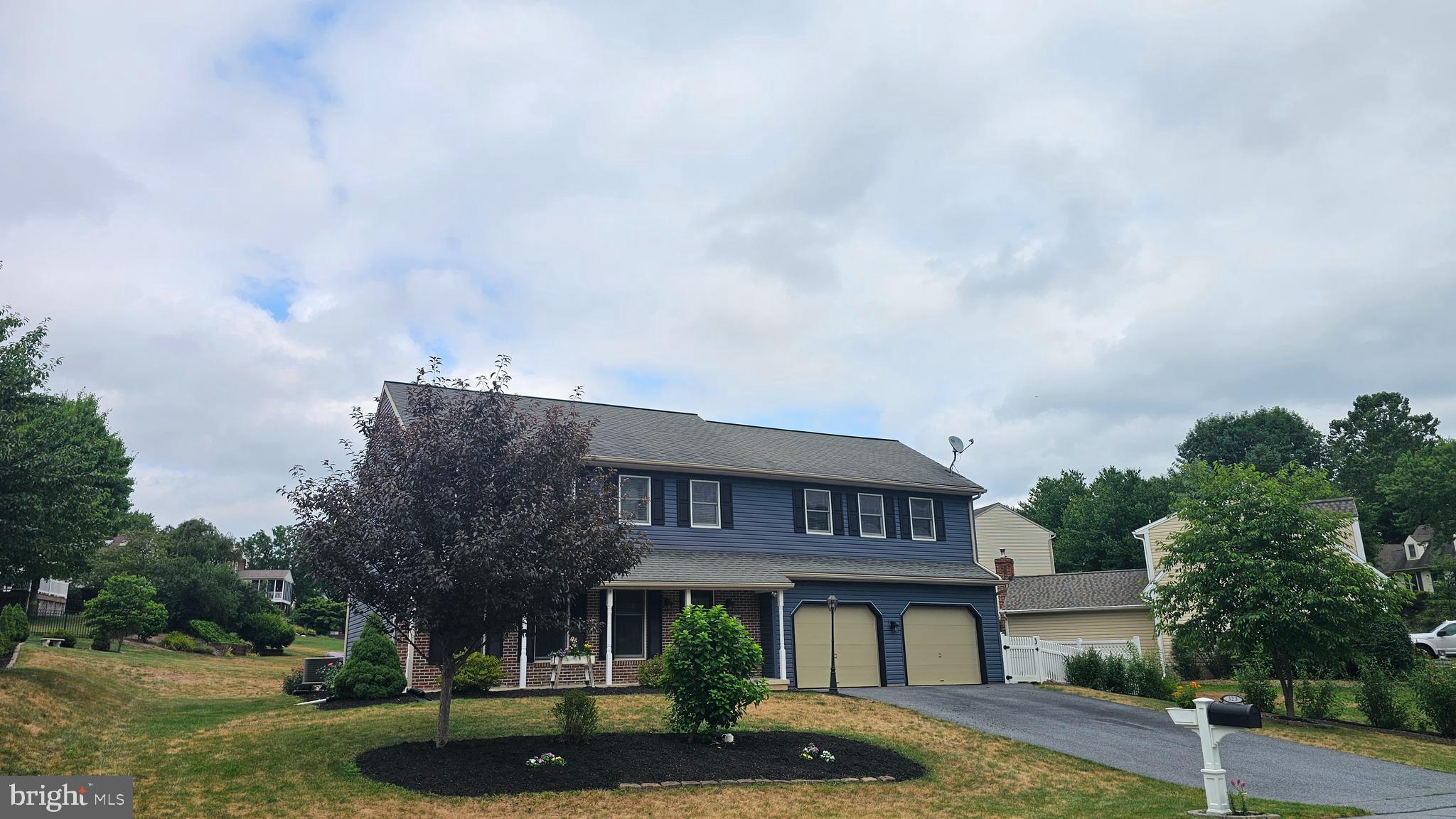 323 KNIGHTS BRIDGE WAY