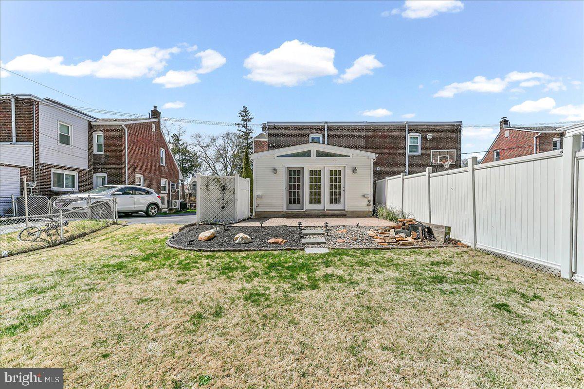 LEEDOM ESTS - Residential