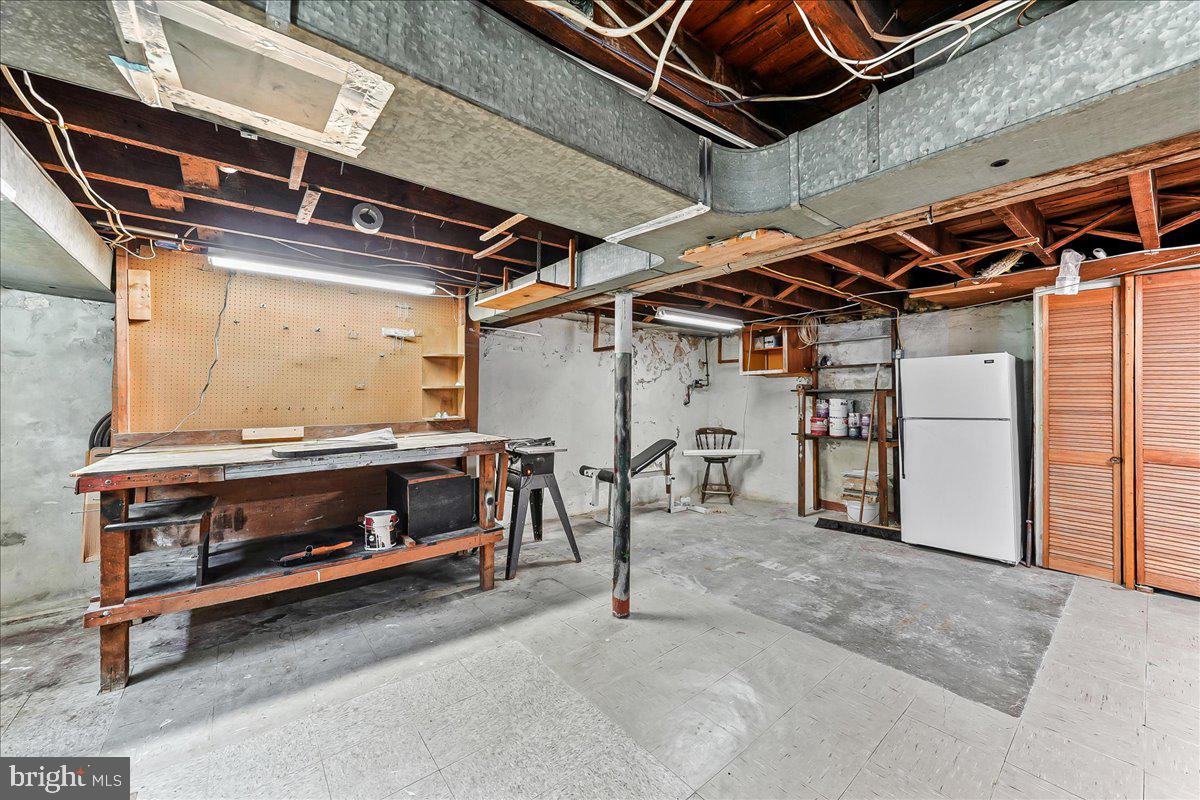 LEEDOM ESTS - Residential