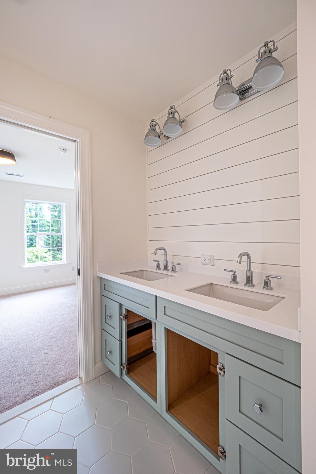 TIMBER MILL - Residential