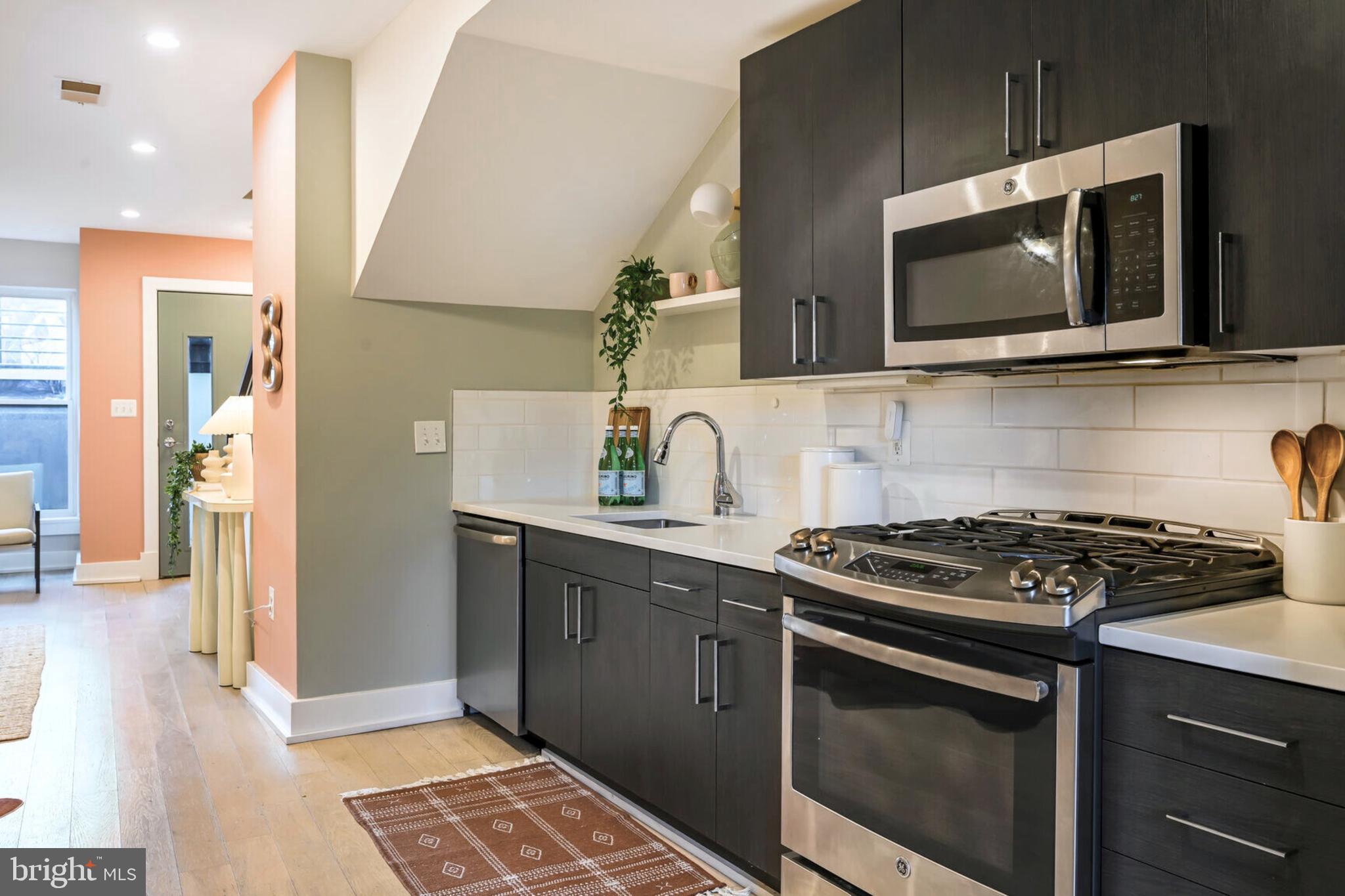 2724 12TH STREET NE 1