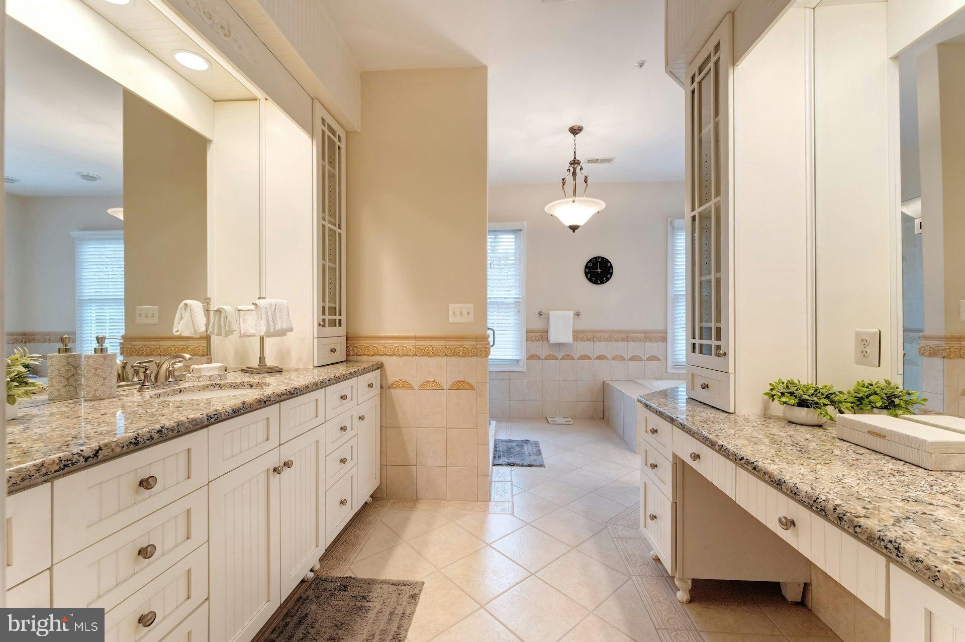 BEACON HILL - Residential