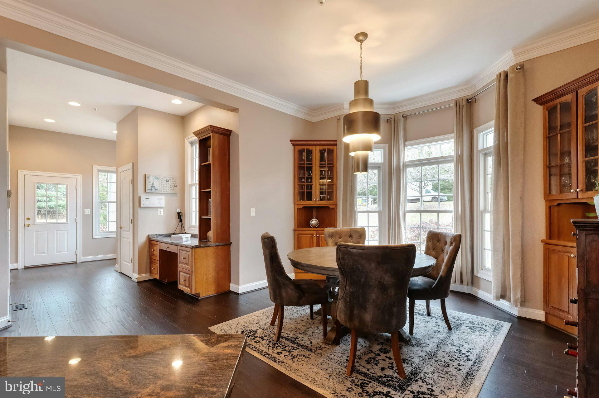 BEACON HILL - Residential