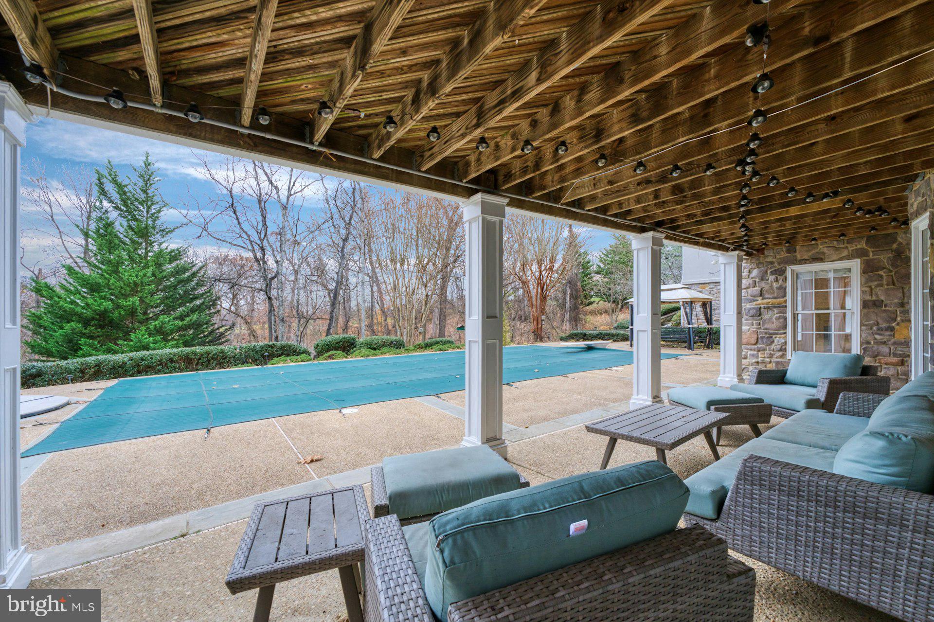 BEACON HILL - Residential