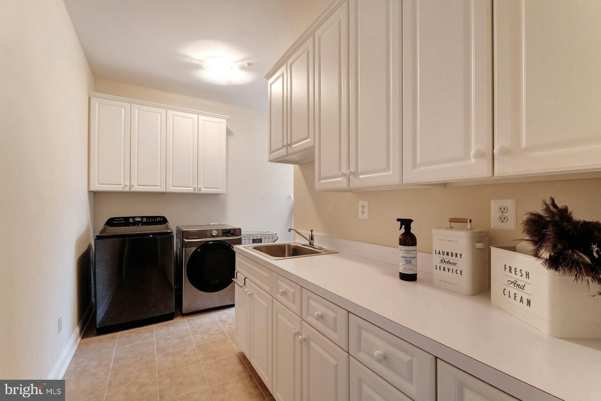 BEACON HILL - Residential