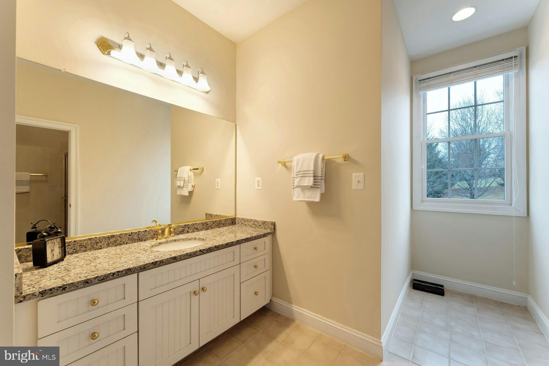 BEACON HILL - Residential