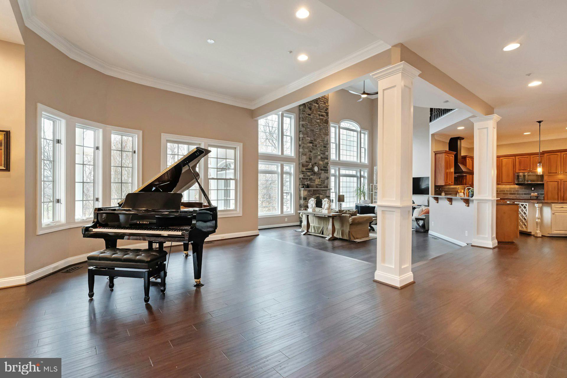 BEACON HILL - Residential