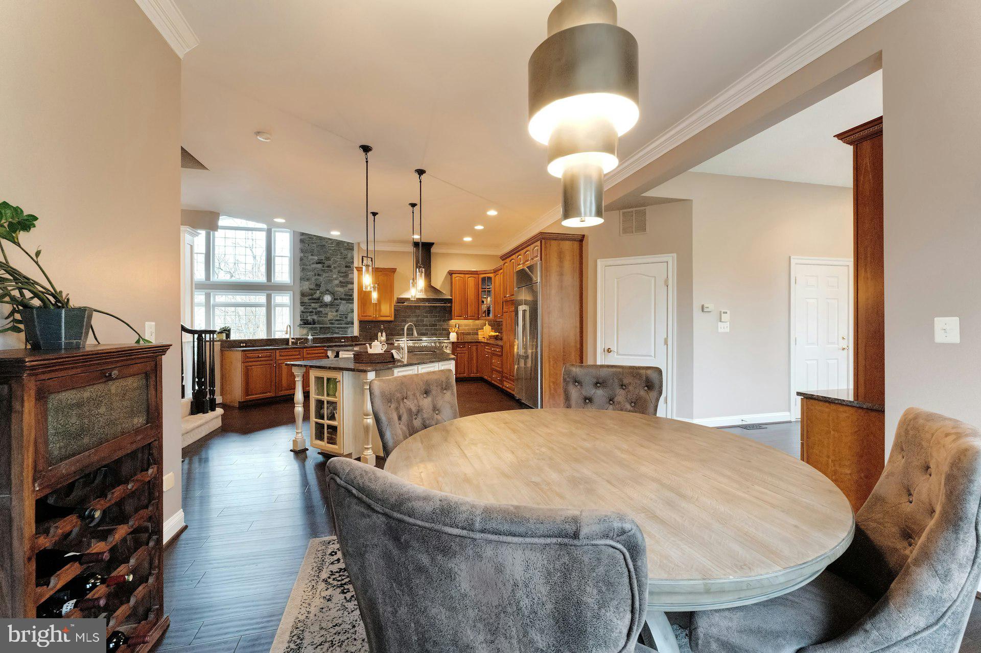 BEACON HILL - Residential