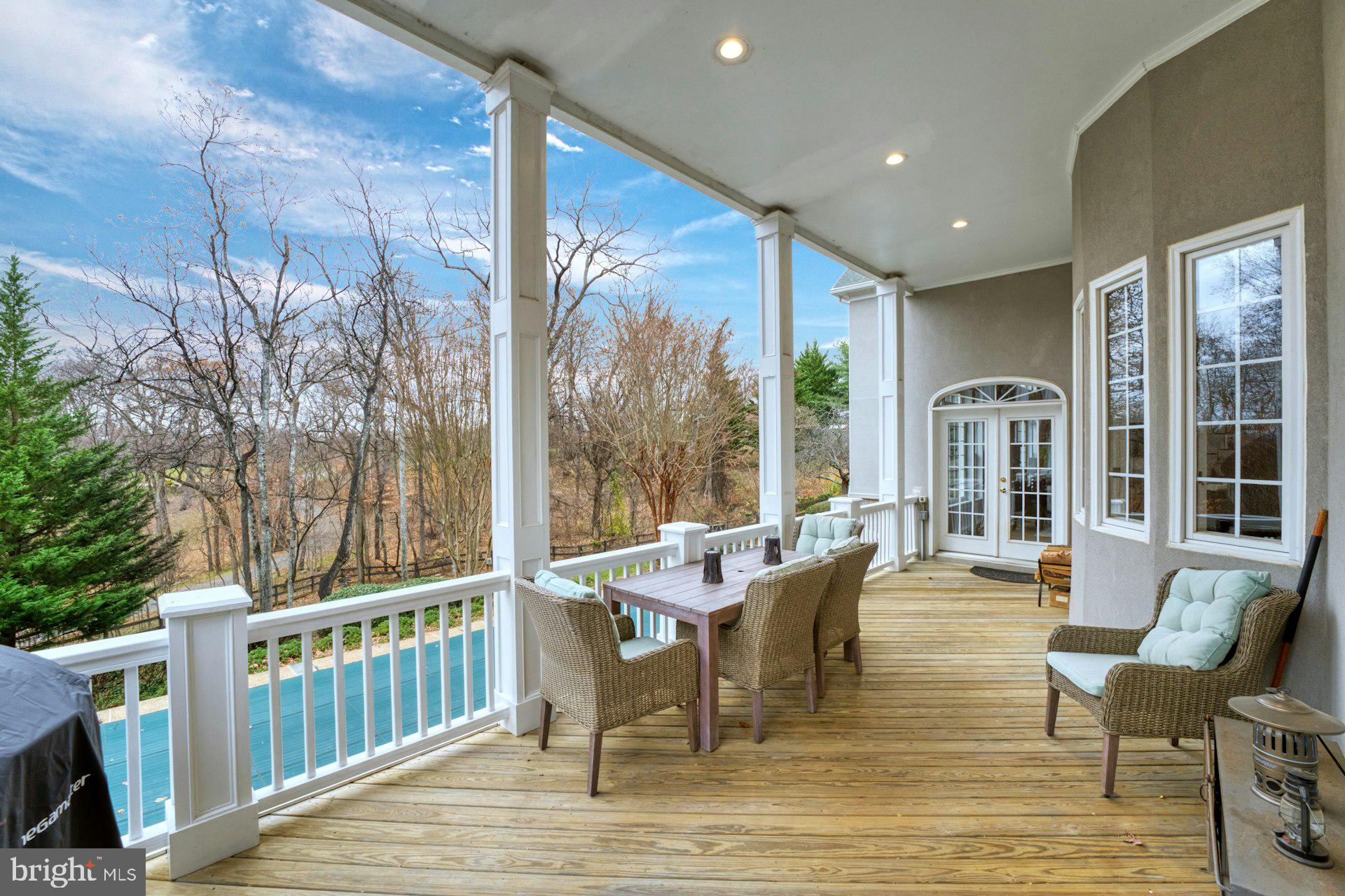 BEACON HILL - Residential