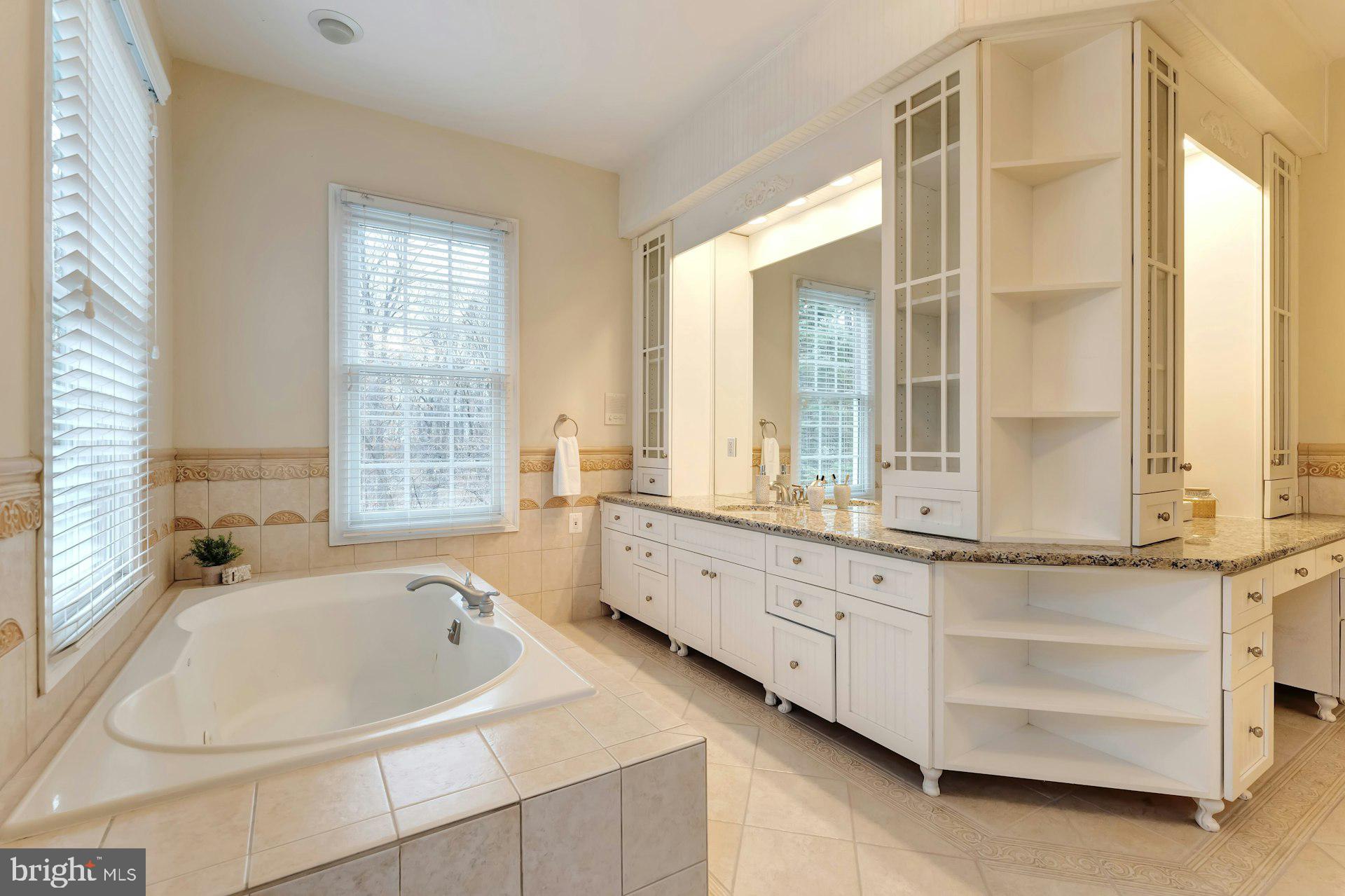 BEACON HILL - Residential