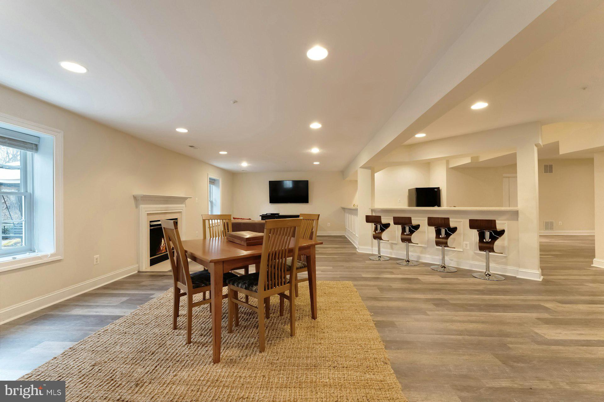 BEACON HILL - Residential