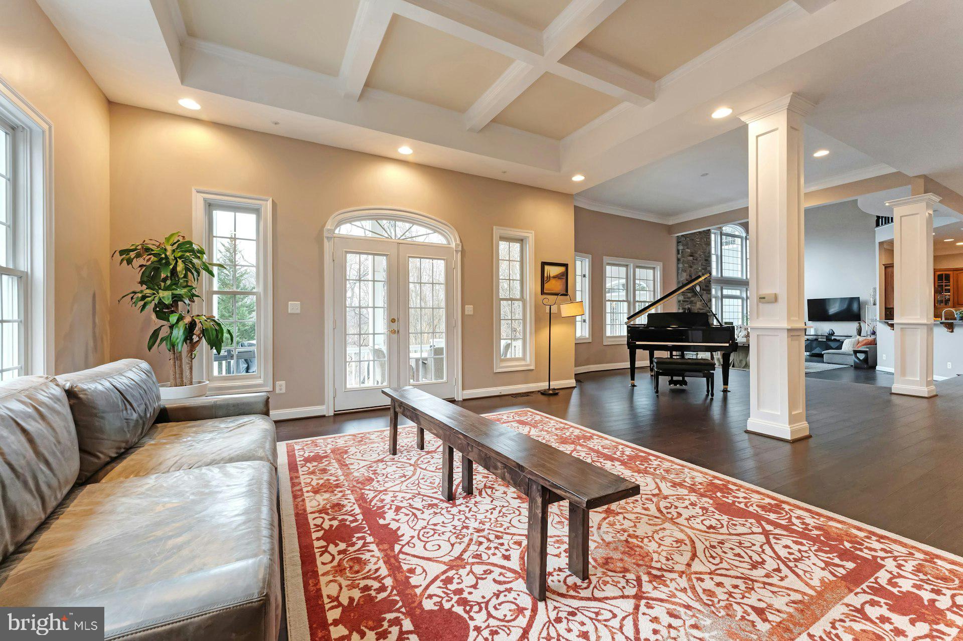 BEACON HILL - Residential