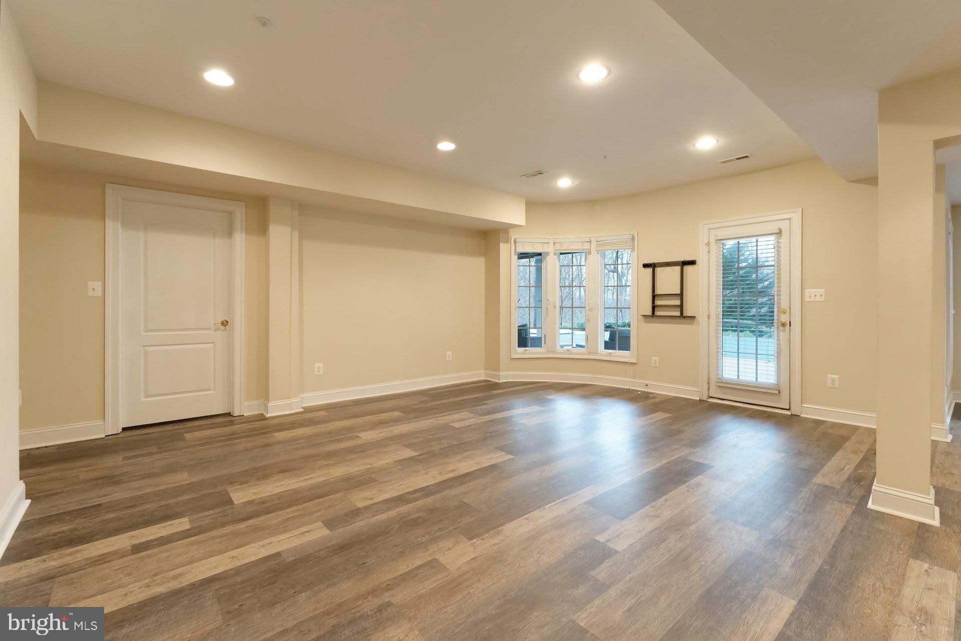 BEACON HILL - Residential