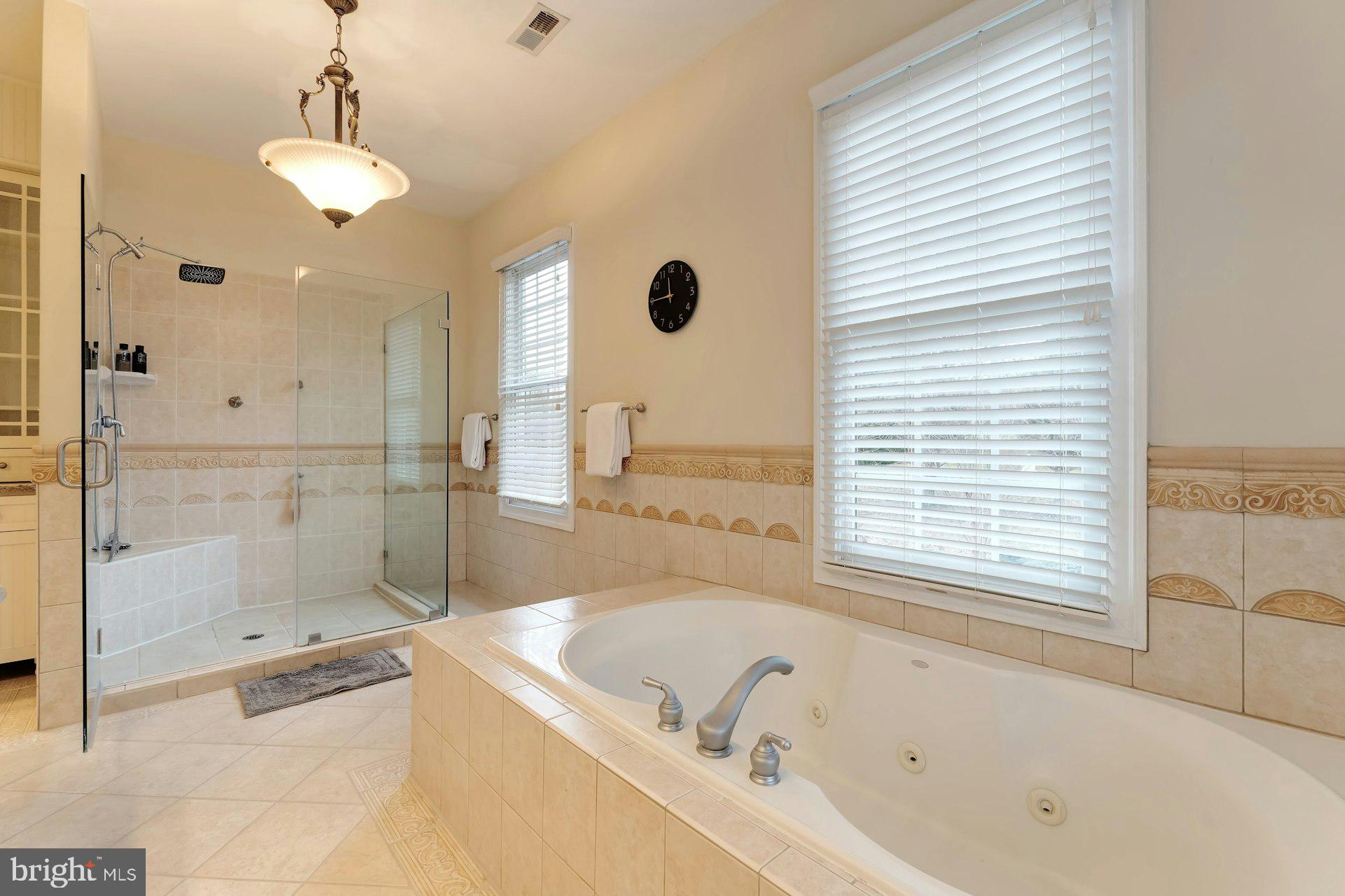 BEACON HILL - Residential