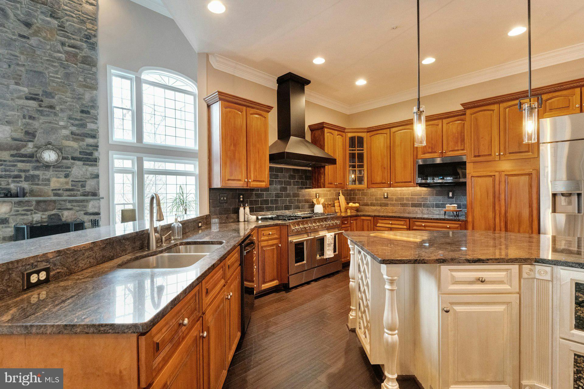 BEACON HILL - Residential