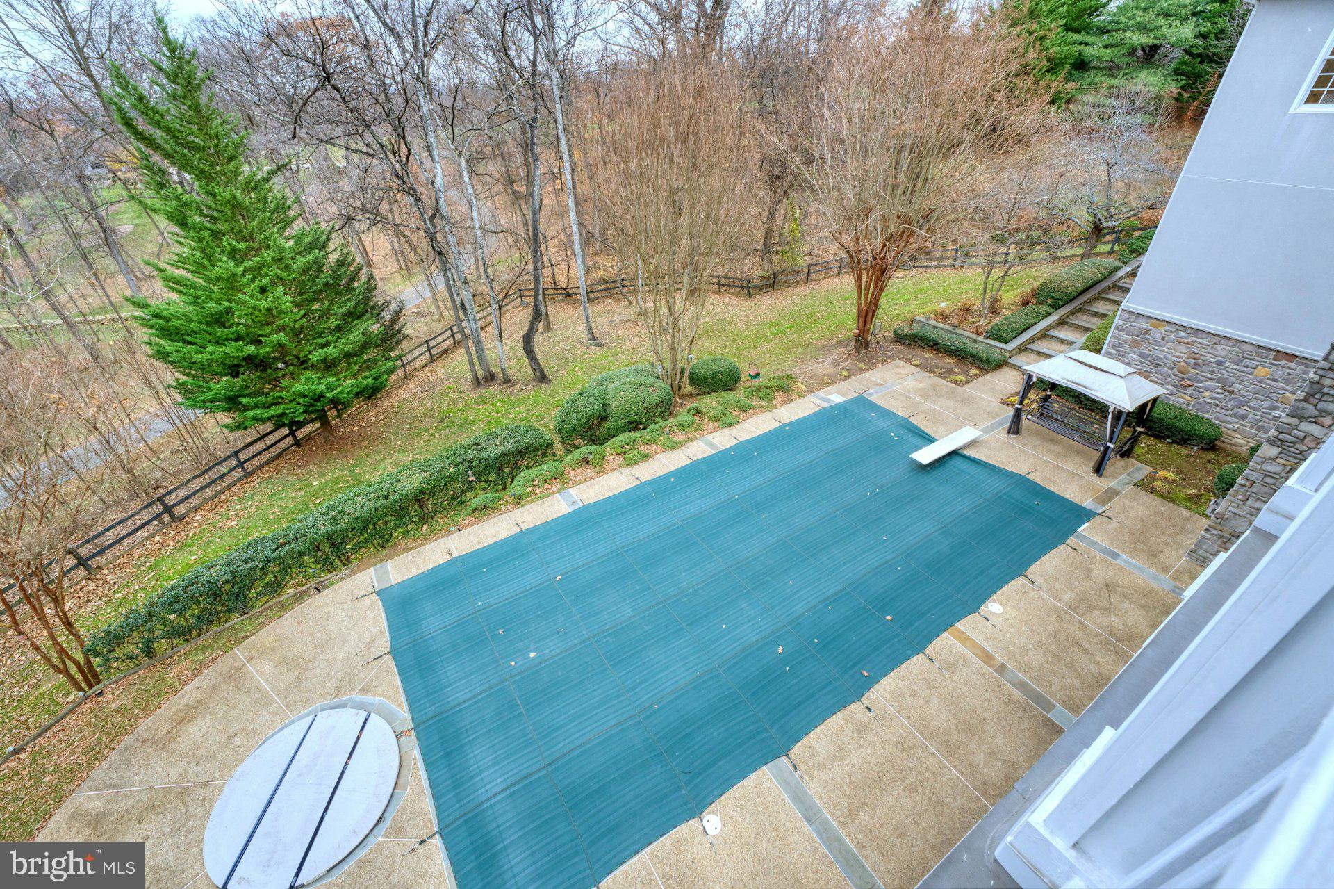 BEACON HILL - Residential