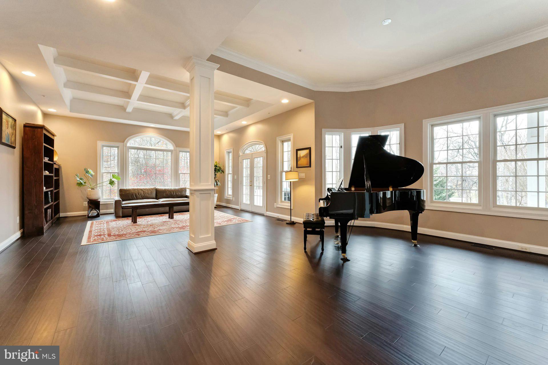 BEACON HILL - Residential