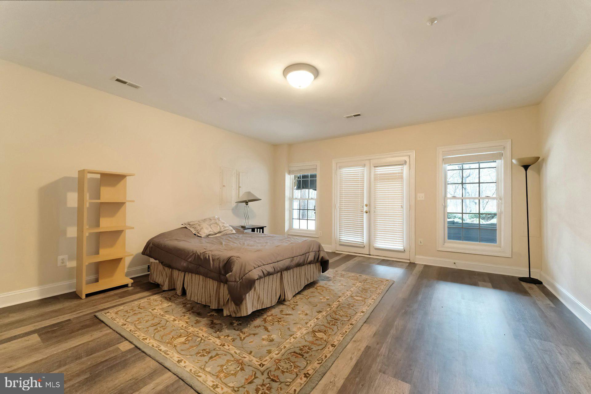 BEACON HILL - Residential