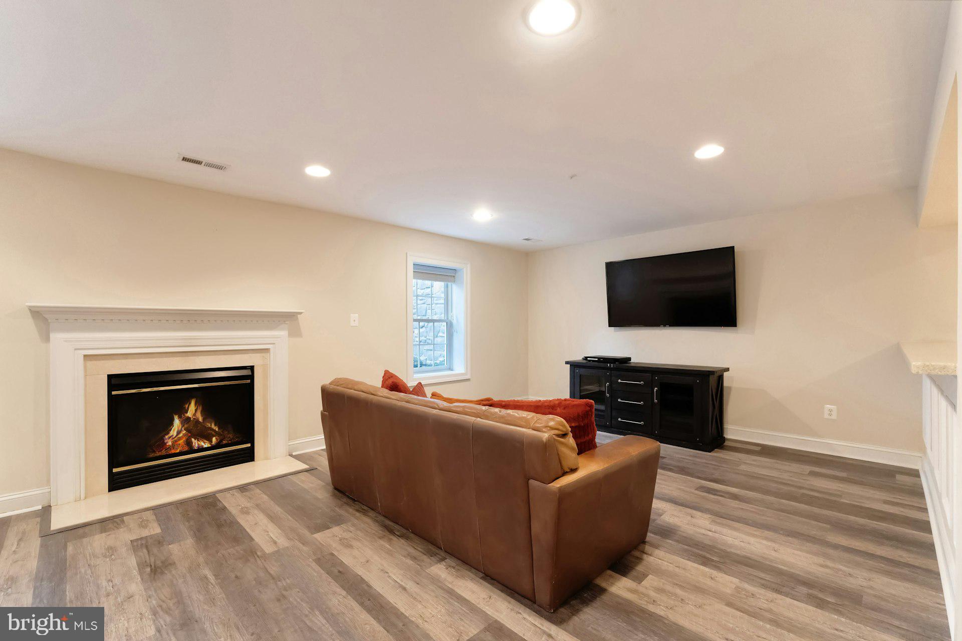 BEACON HILL - Residential