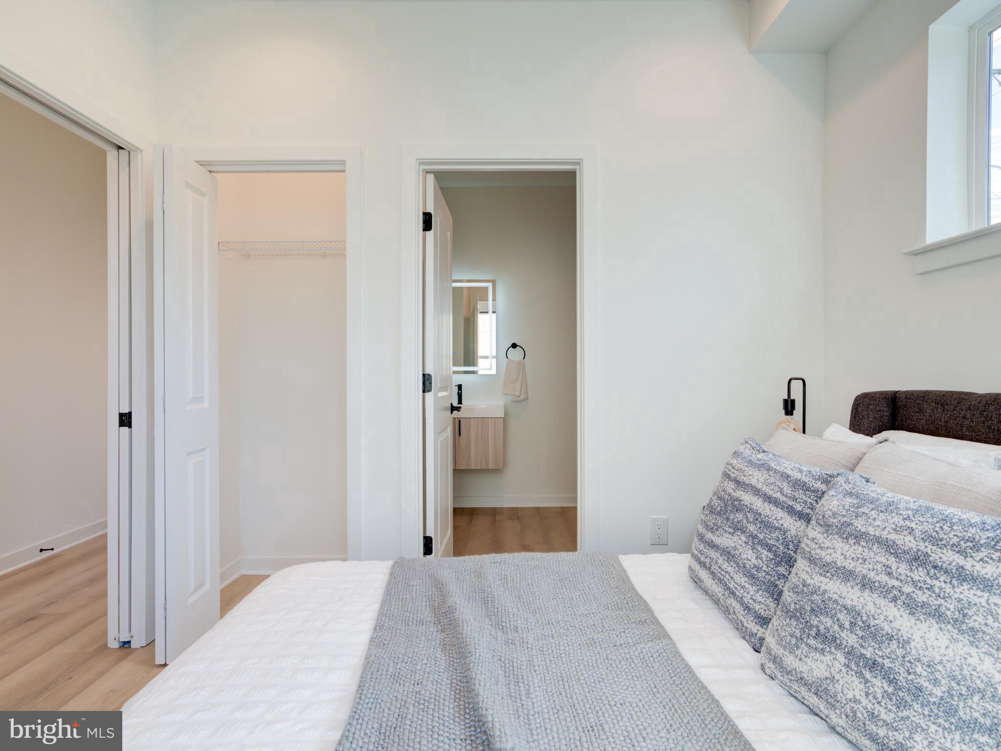 GRAYS FERRY - Residential