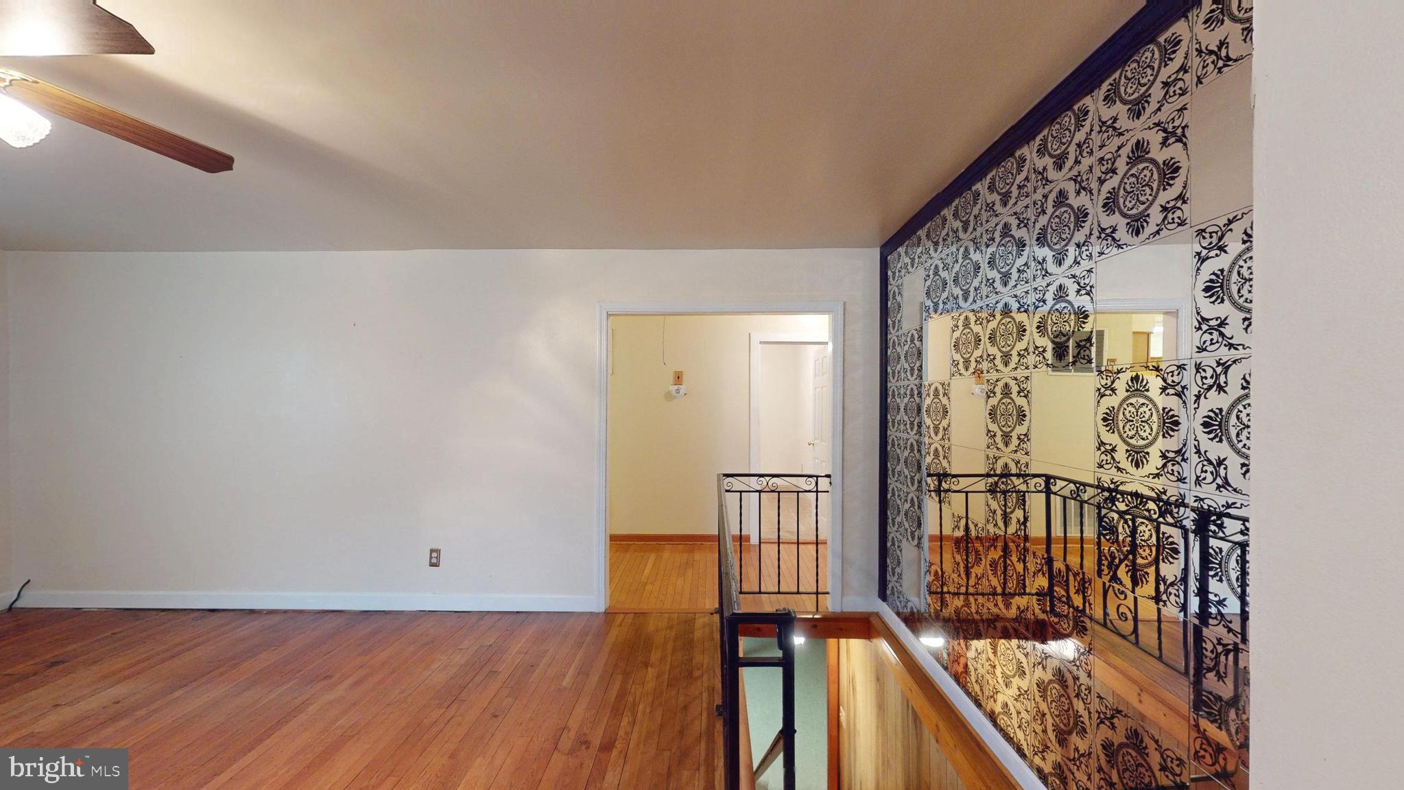 CHAPEL HILL - Residential