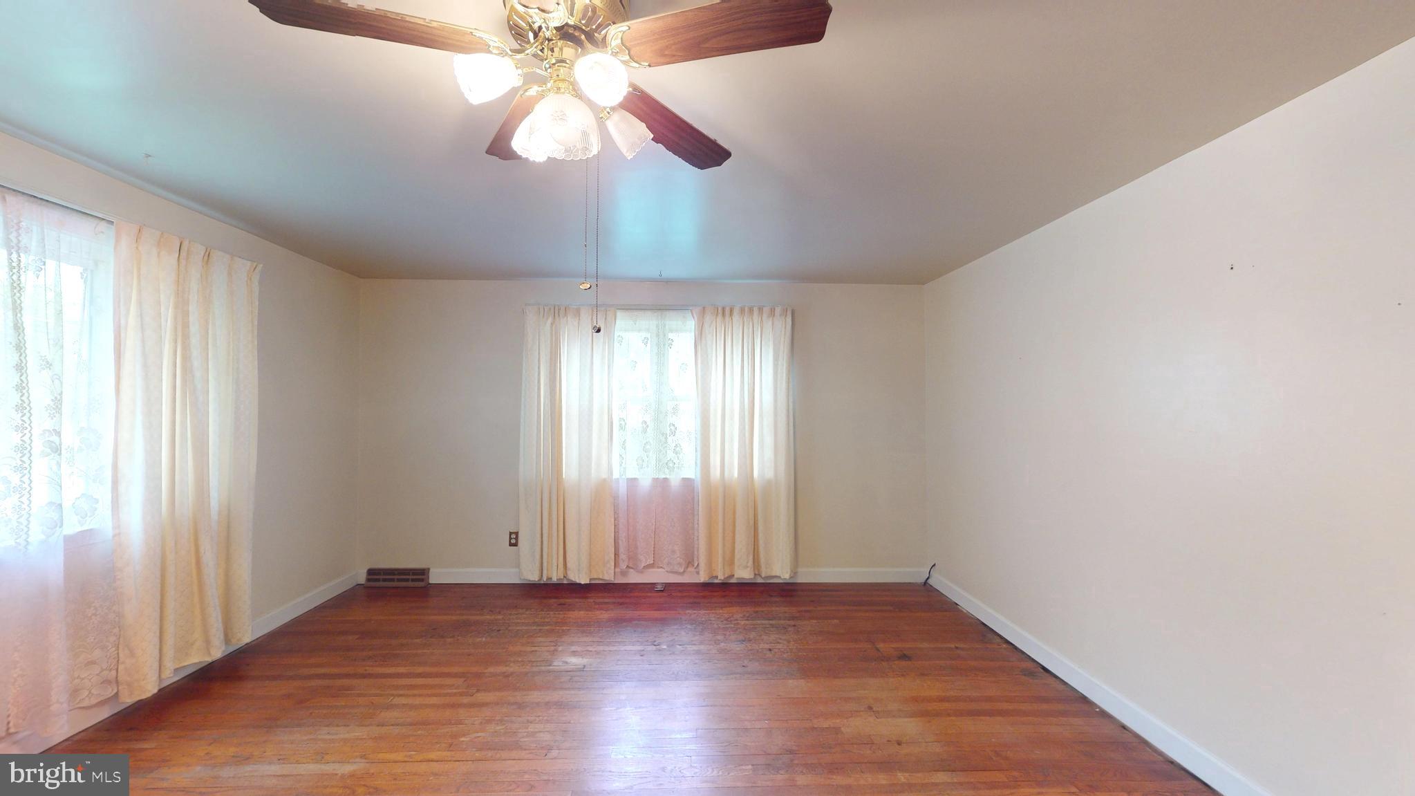 CHAPEL HILL - Residential