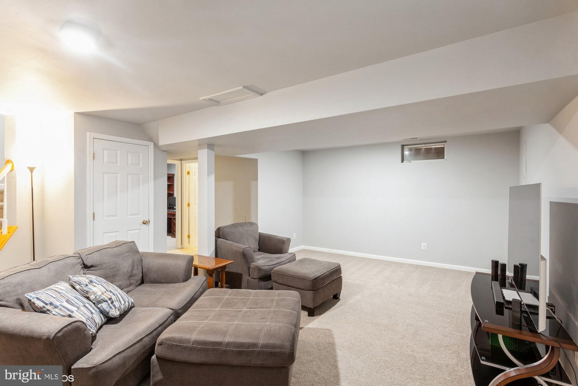 STONERIDGE OVERLOOK - Residential