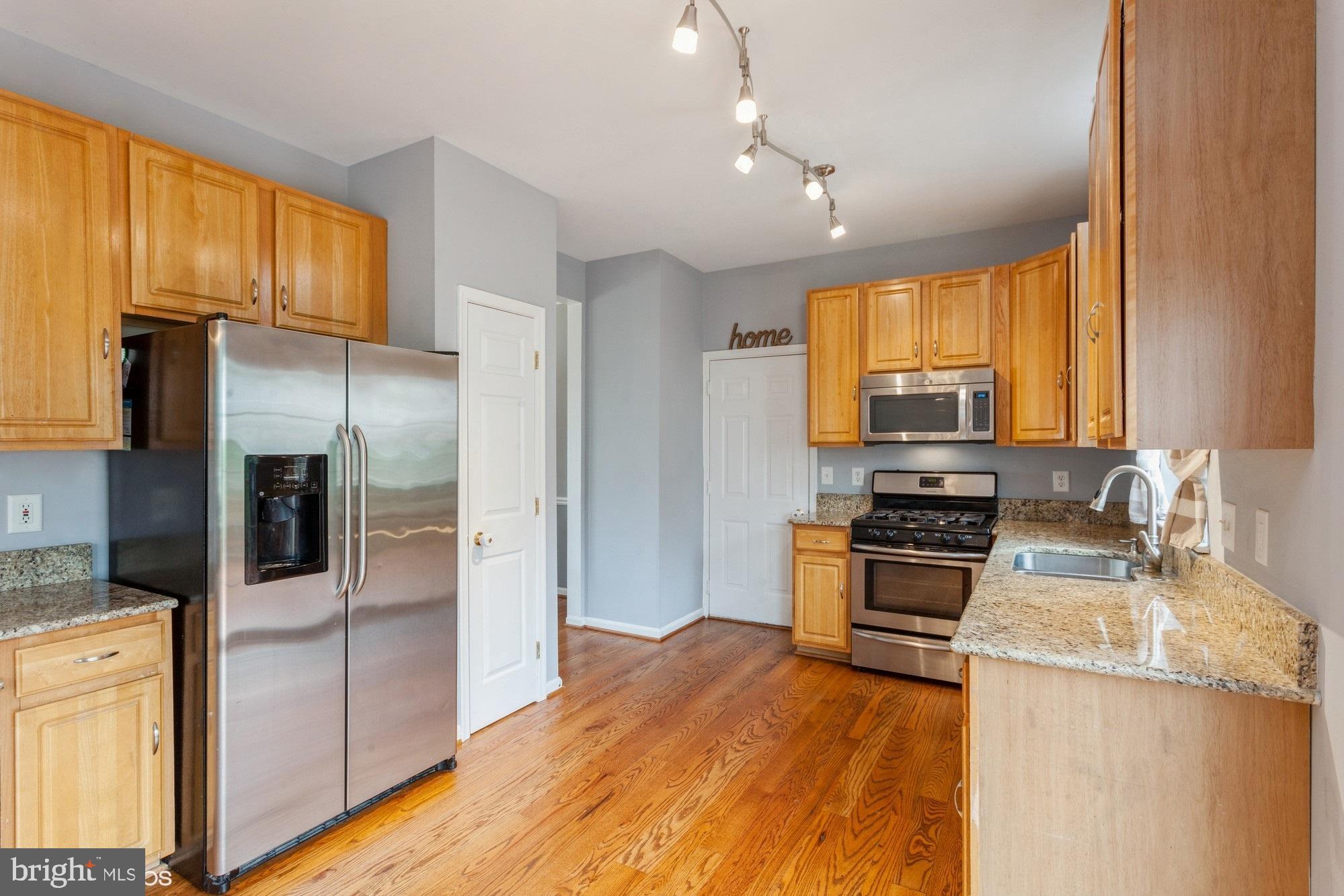 STONERIDGE OVERLOOK - Residential