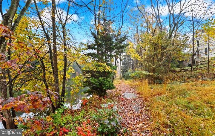 HUNTINGTON LAKE - Residential