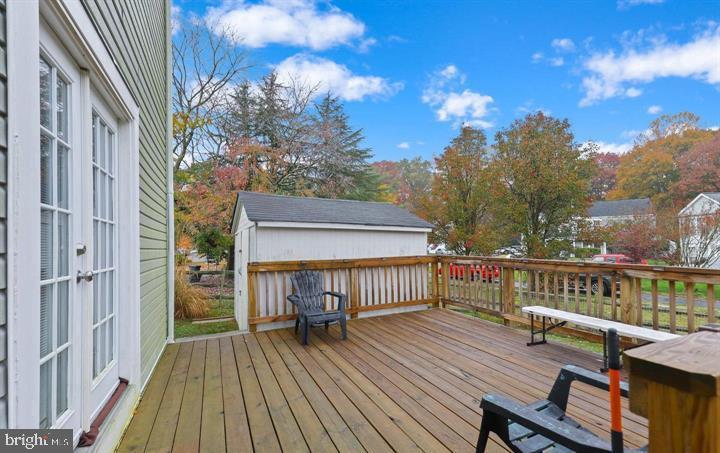 HUNTINGTON LAKE - Residential