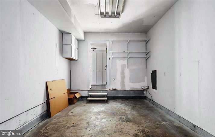 HUNTINGTON LAKE - Residential