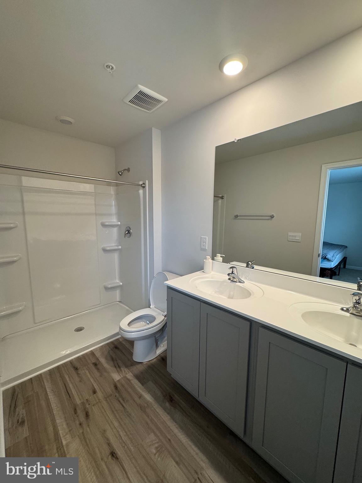 RIVERWALK TERRACE - Residential