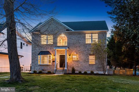 103 BATTLE STREET SW VIENNA VA 22180