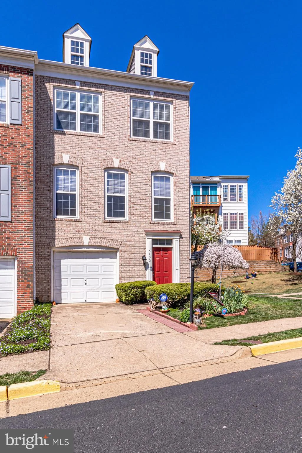 6400 Hawk View Lane, Alexandria, VA 22312