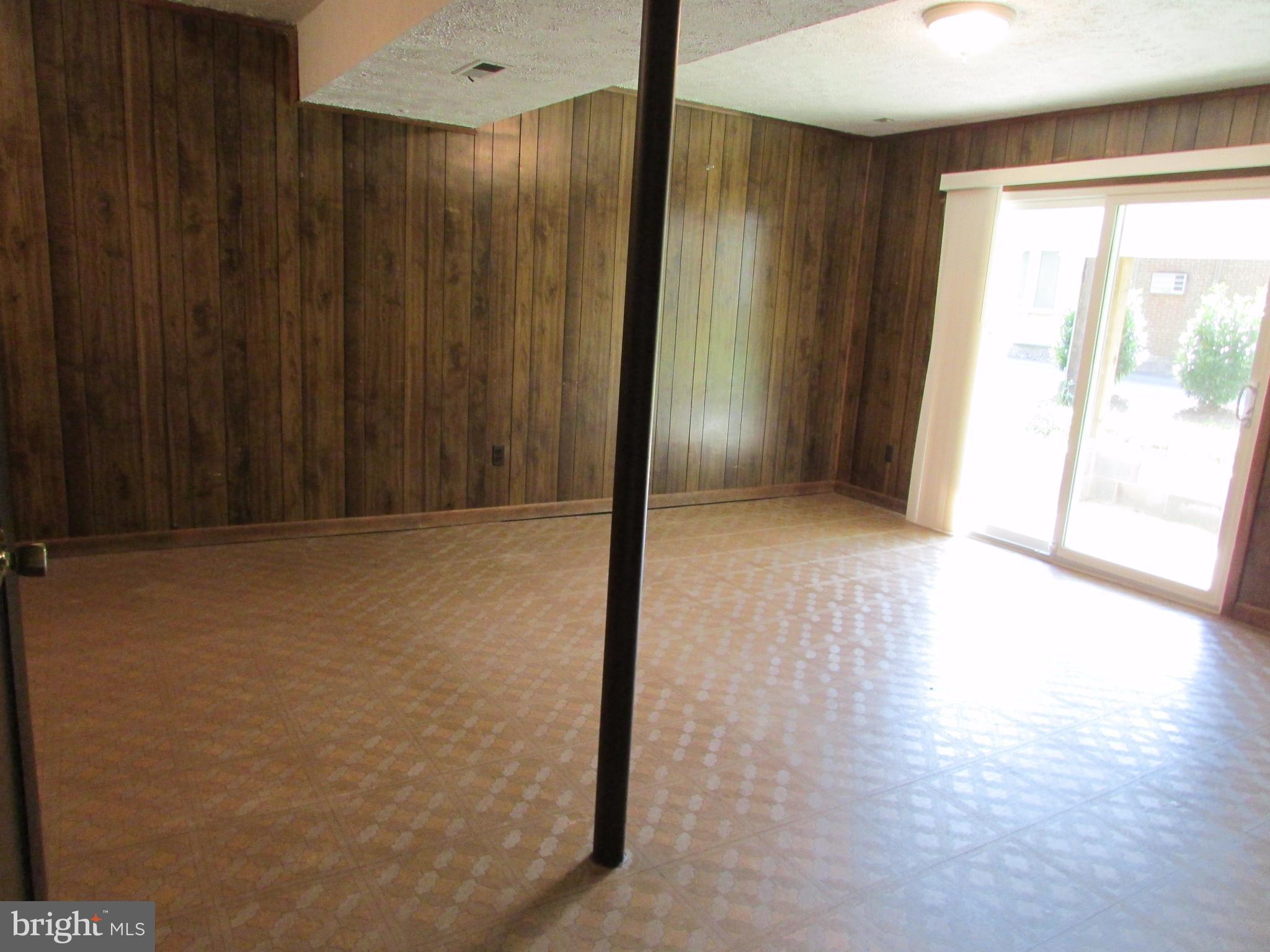 SEVERN ACRES - Residential Lease