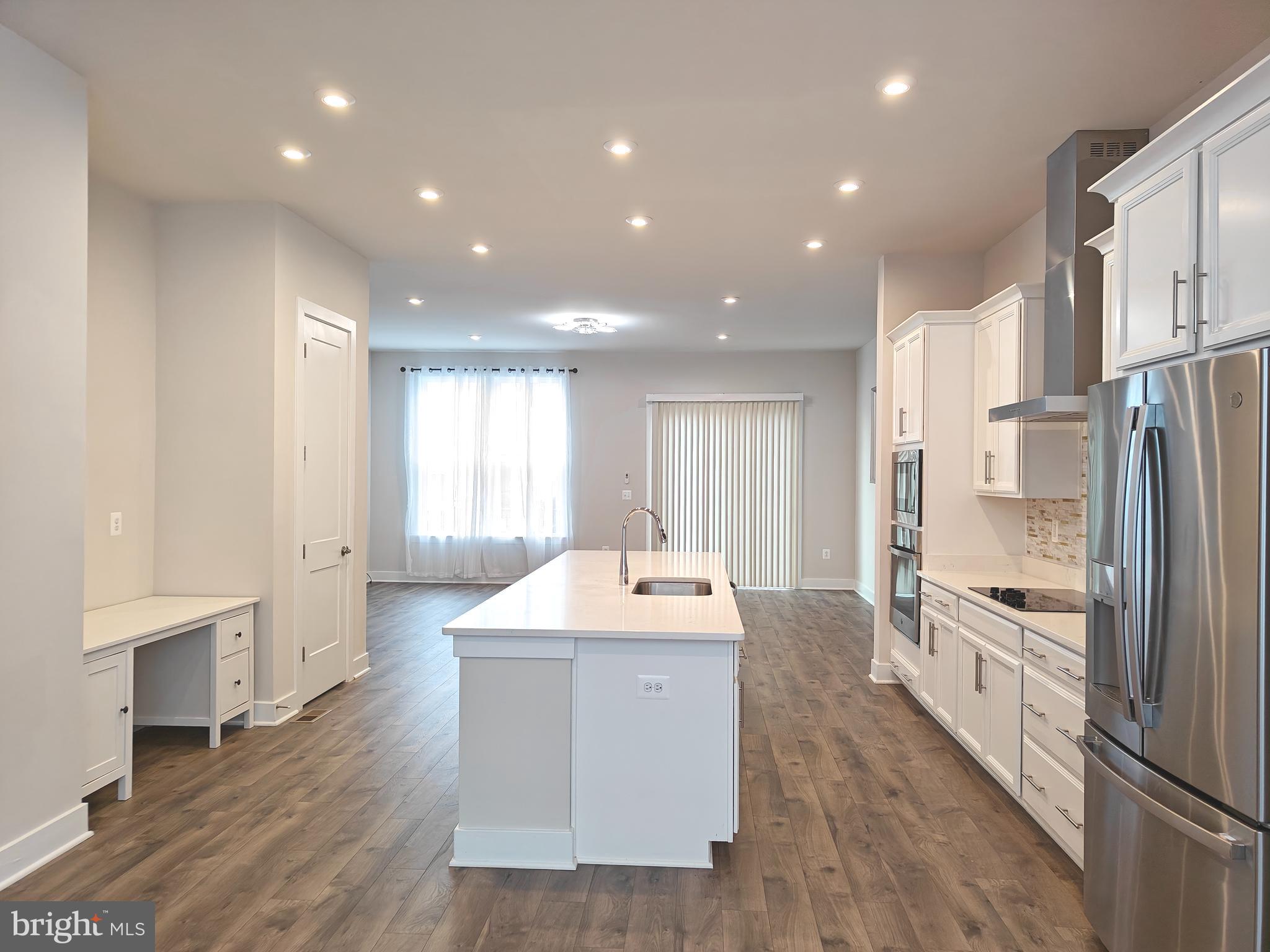 LIBERTY PARK - Residential Lease