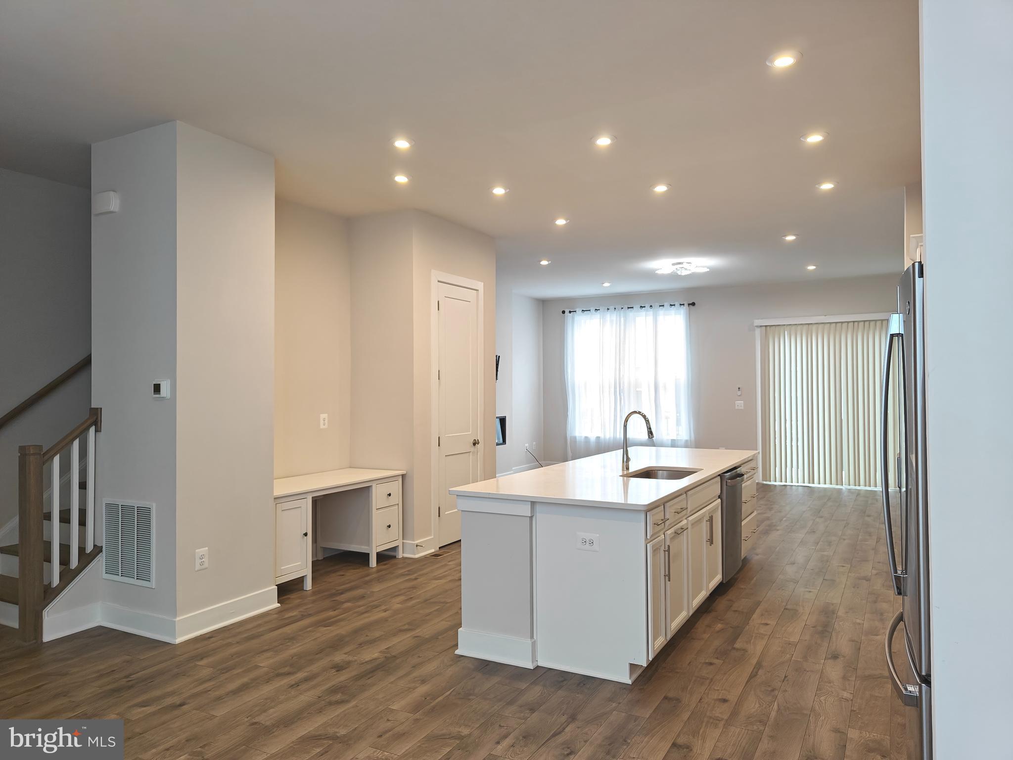 LIBERTY PARK - Residential Lease