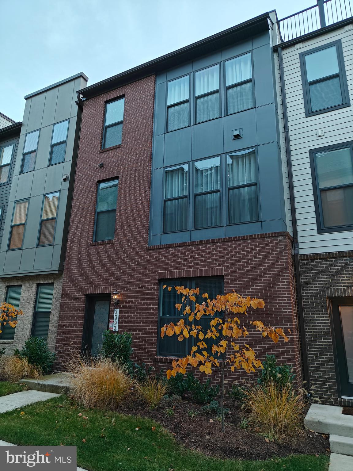 LIBERTY PARK - Residential Lease