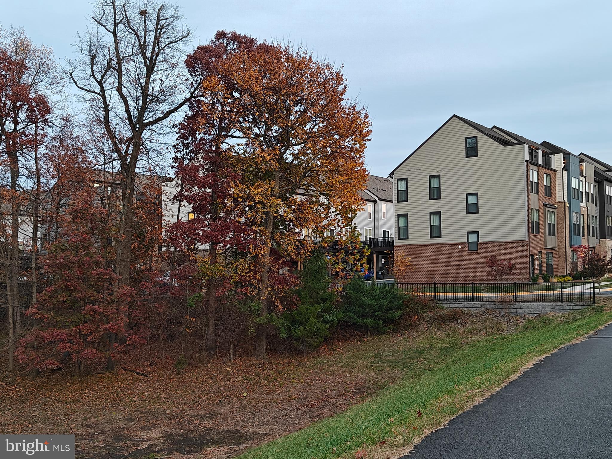 LIBERTY PARK - Residential Lease