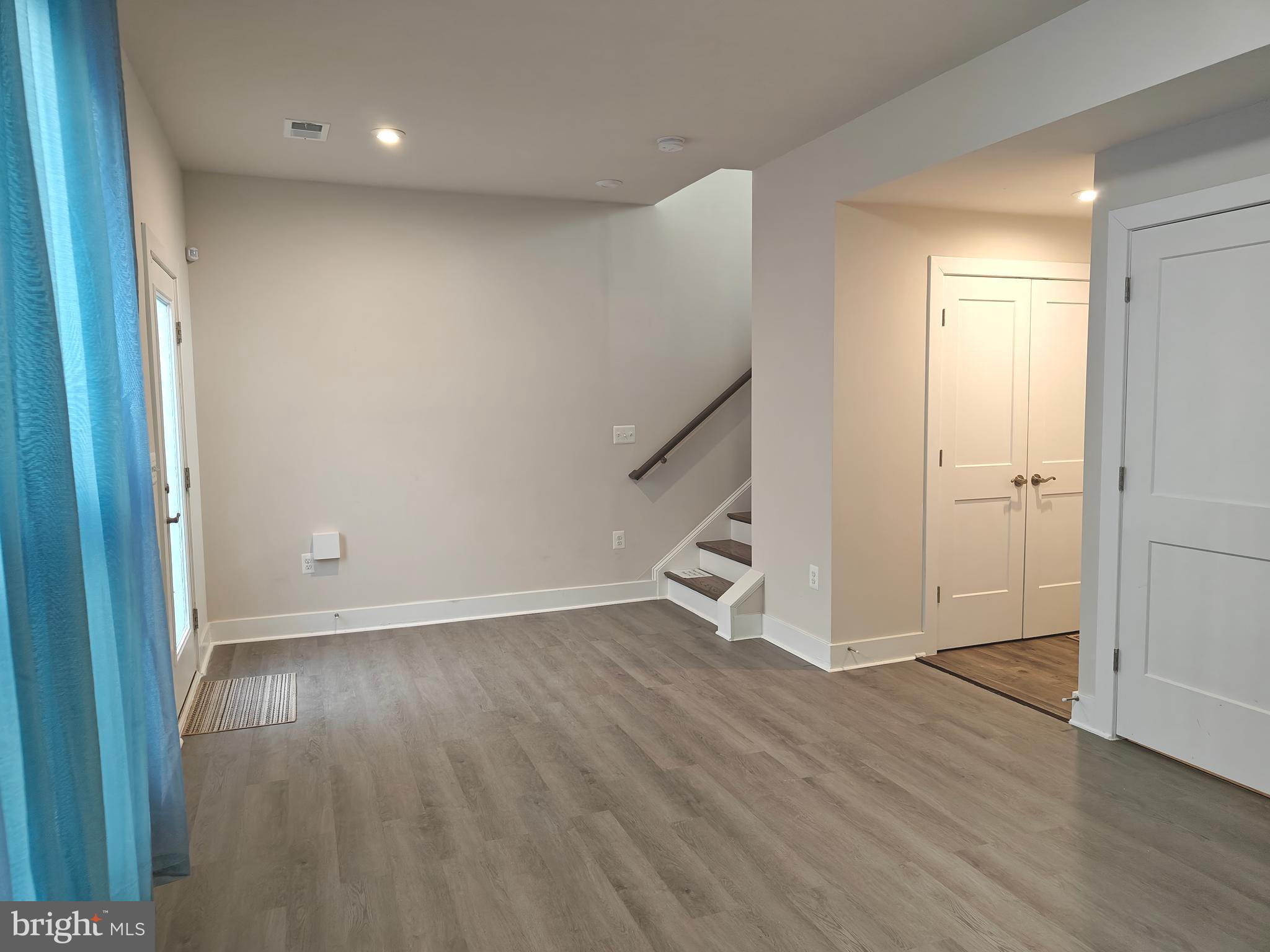 LIBERTY PARK - Residential Lease