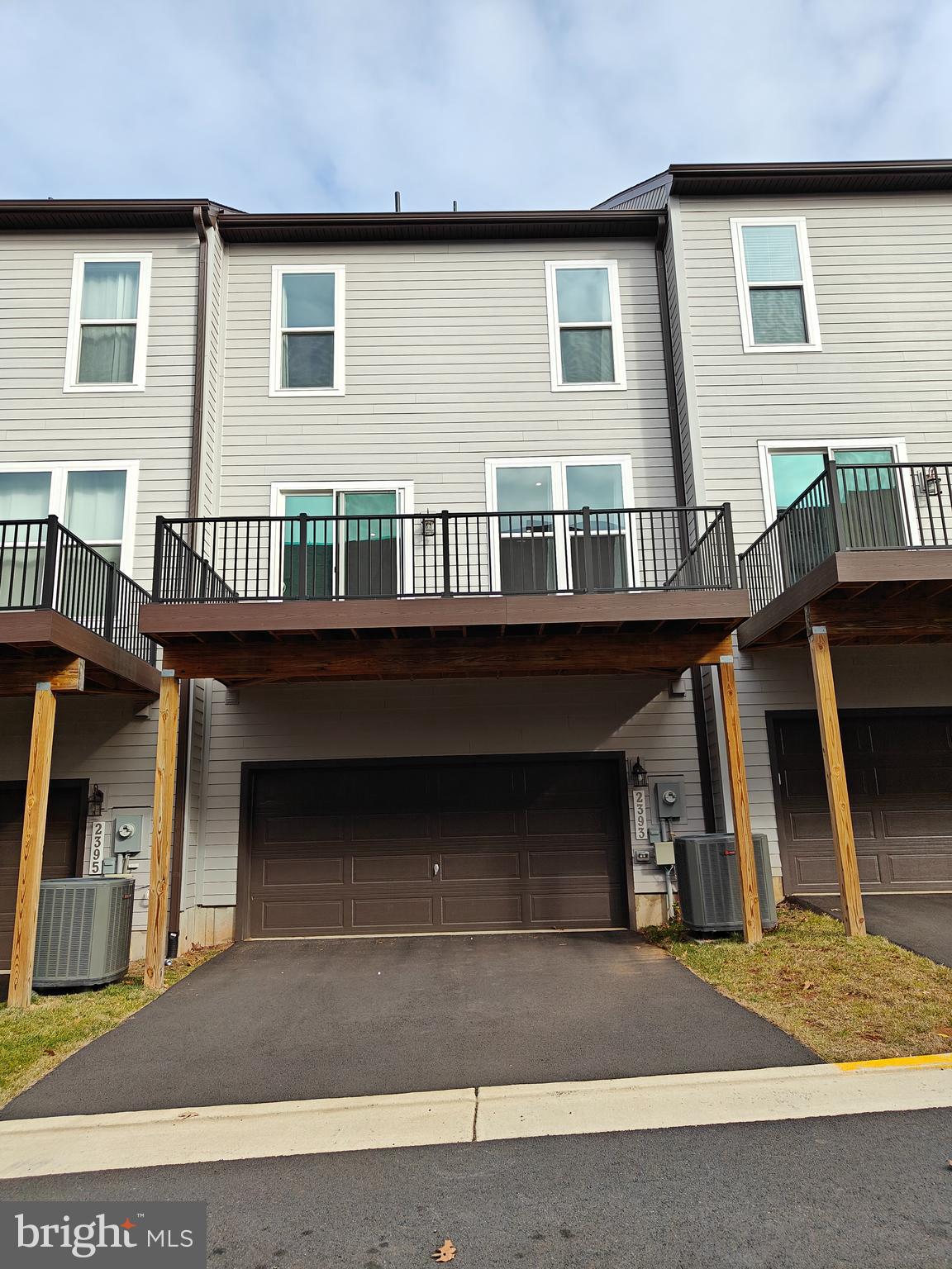 LIBERTY PARK - Residential Lease