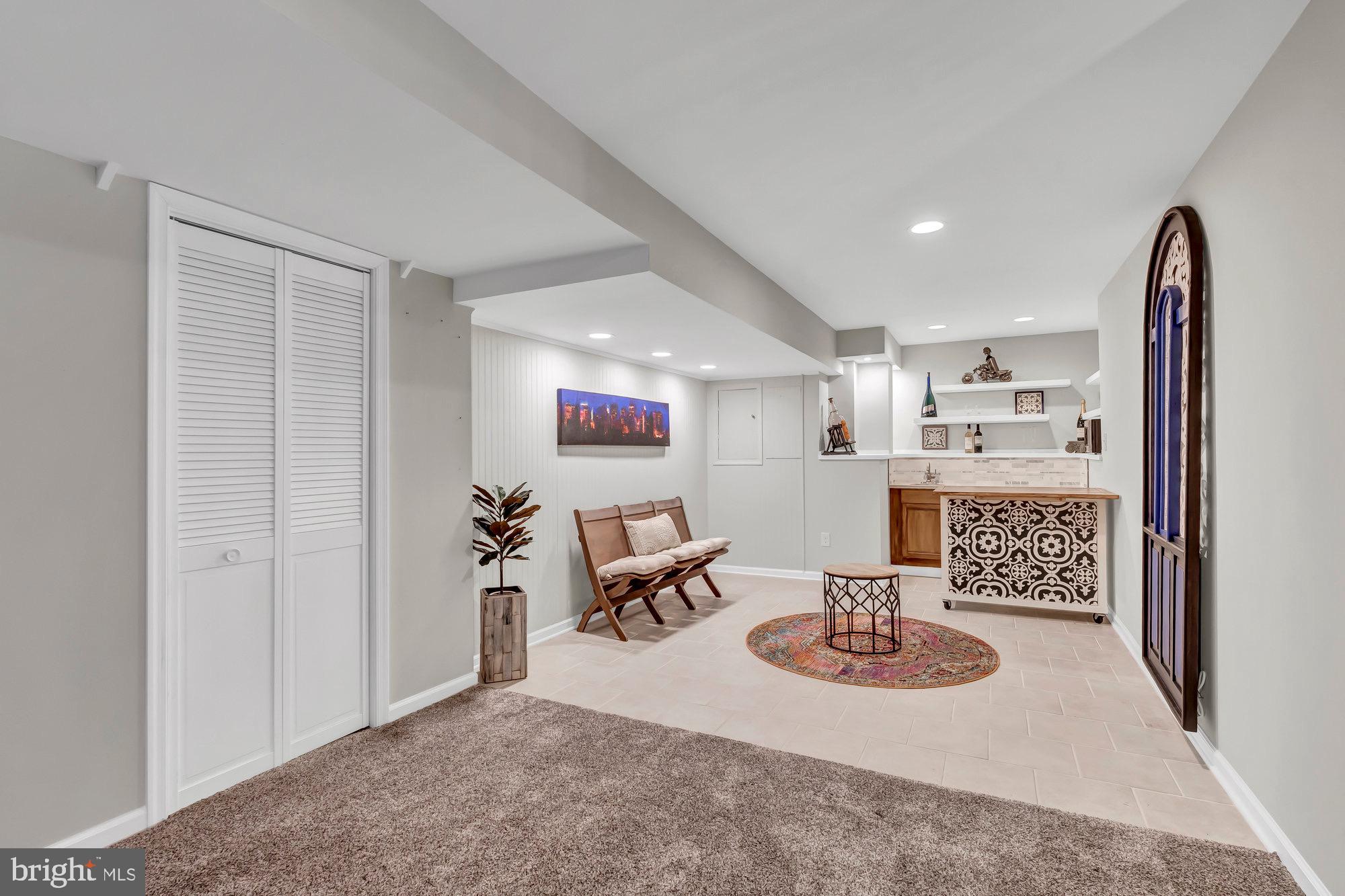 WESTPORT - Residential