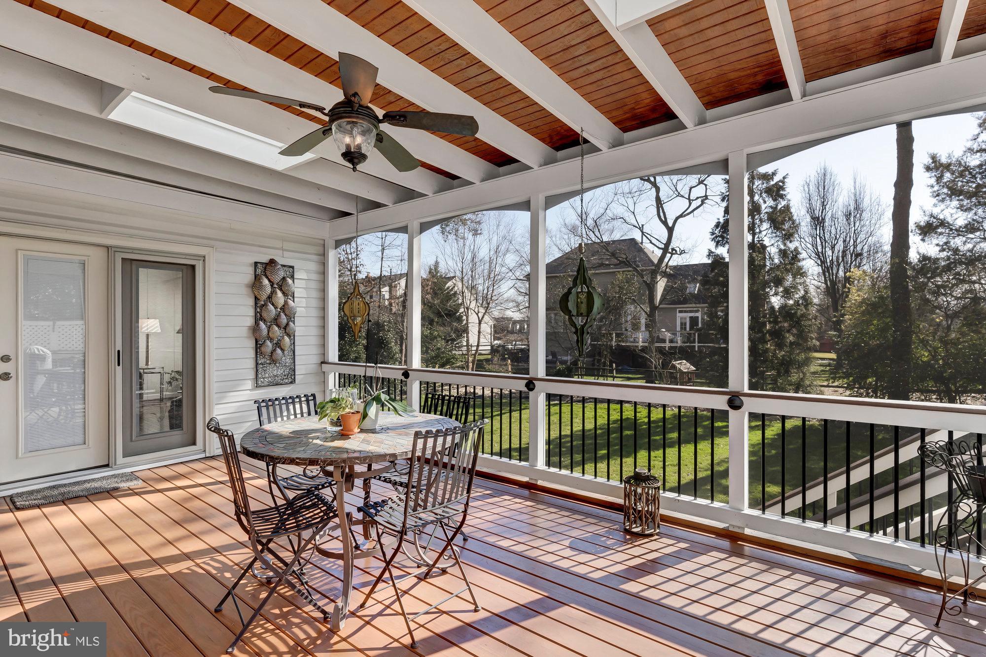 WESTPORT - Residential