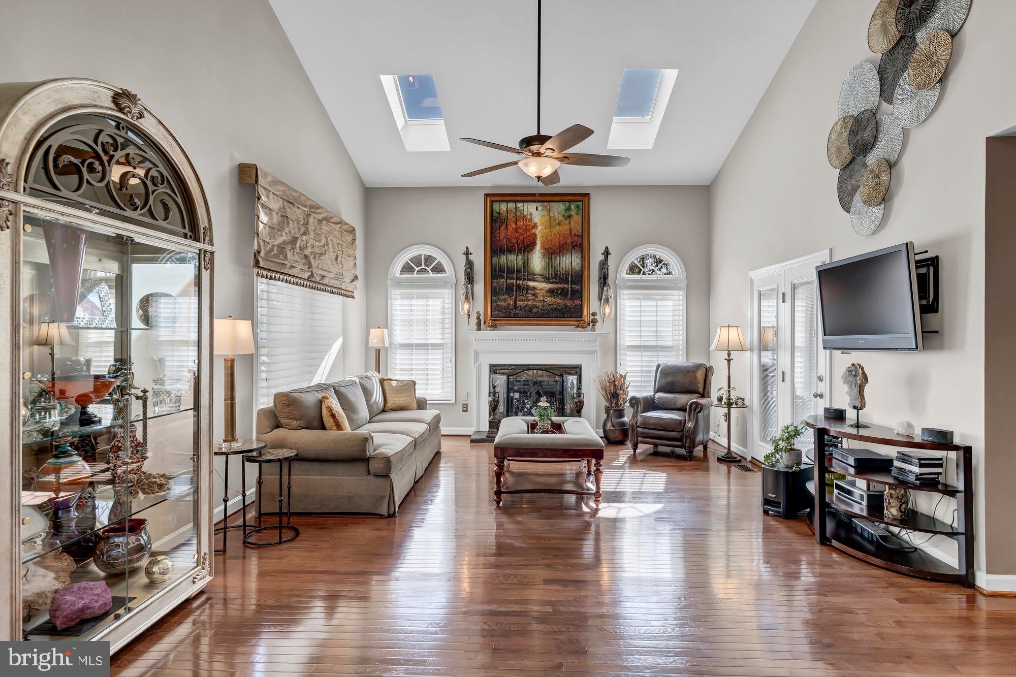 WESTPORT - Residential