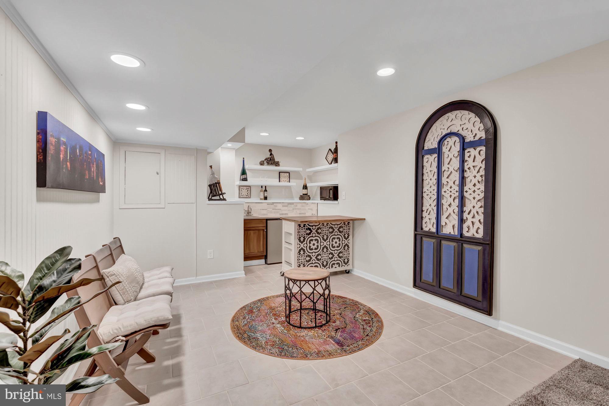 WESTPORT - Residential