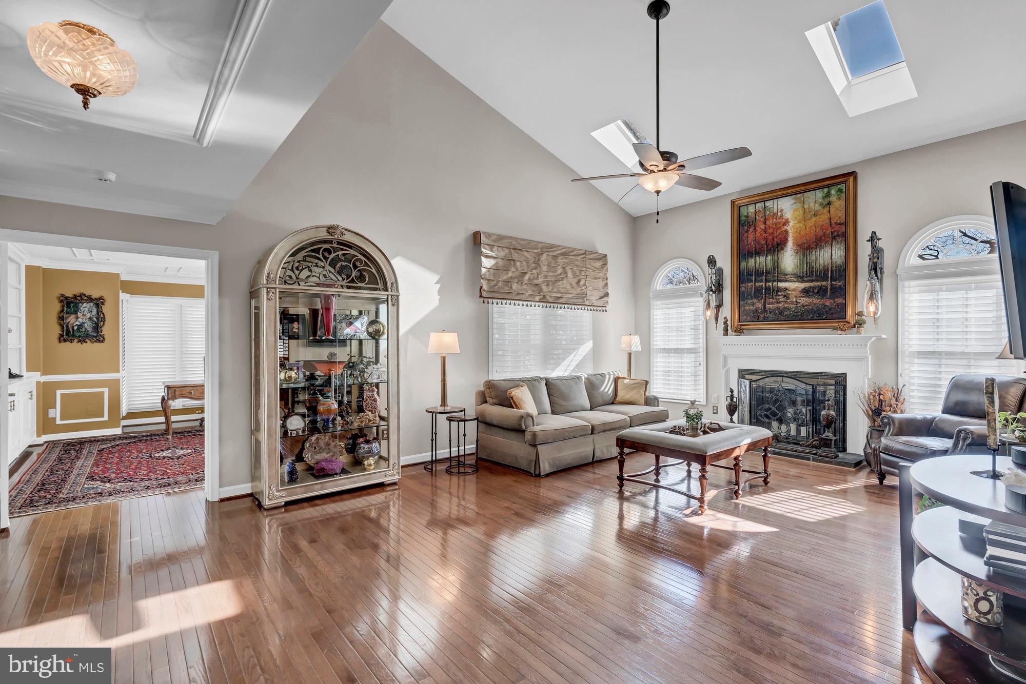 WESTPORT - Residential