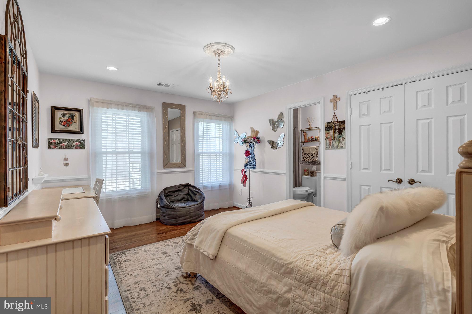 WESTPORT - Residential