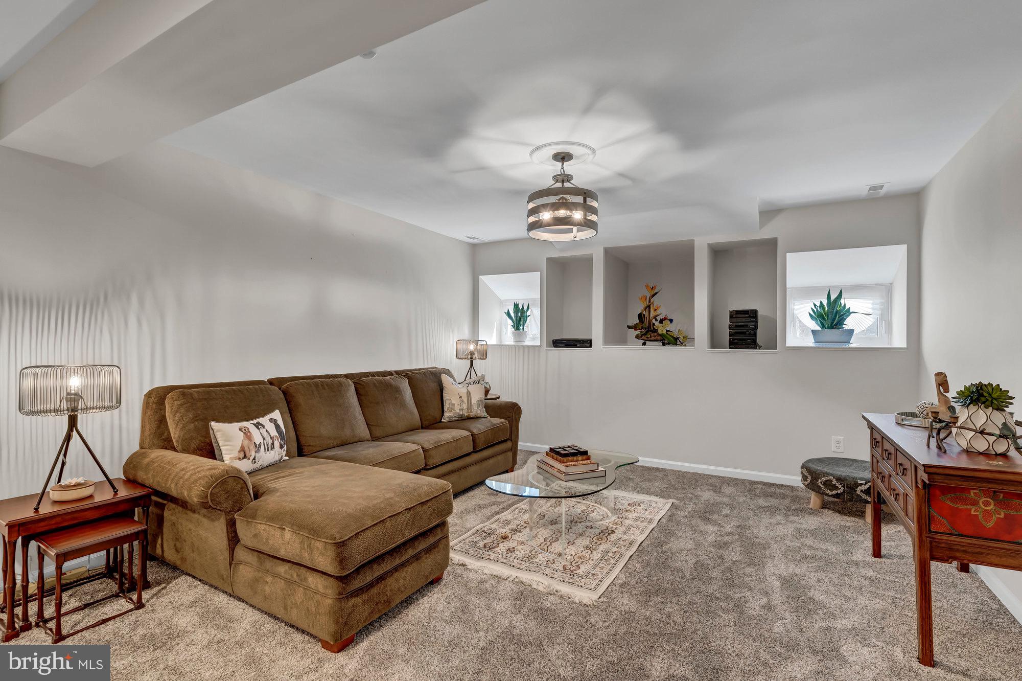 WESTPORT - Residential