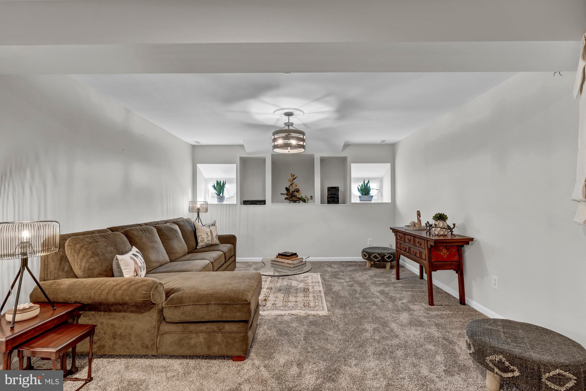 WESTPORT - Residential